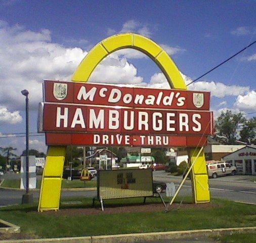 Lancaster_McDonald's_sign.jpg
