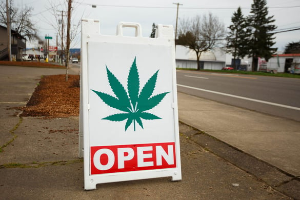 Green Rush: Cannabis Retail to Experience Huge Growth